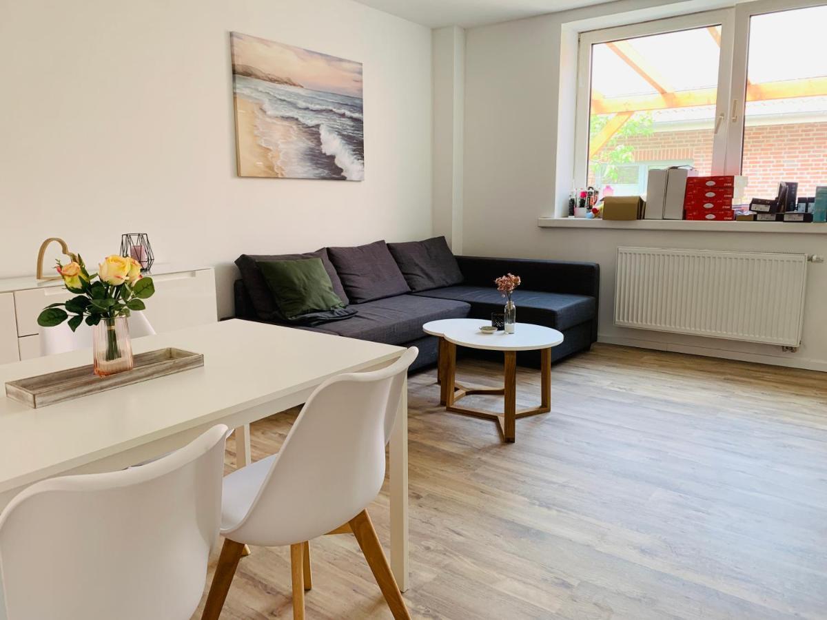 Feddersen Living Kernsanierte Ferienwohnungen - Gemuetlich - Netflix - Voll Ausgestattet - Zentral Brunsbuttel Exterior photo
