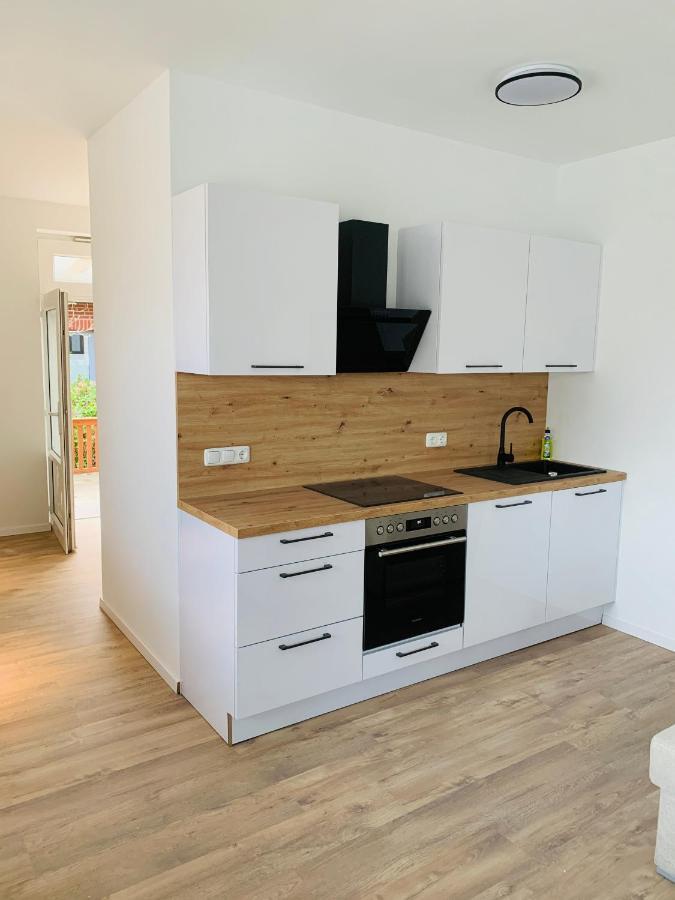 Feddersen Living Kernsanierte Ferienwohnungen - Gemuetlich - Netflix - Voll Ausgestattet - Zentral Brunsbuttel Exterior photo