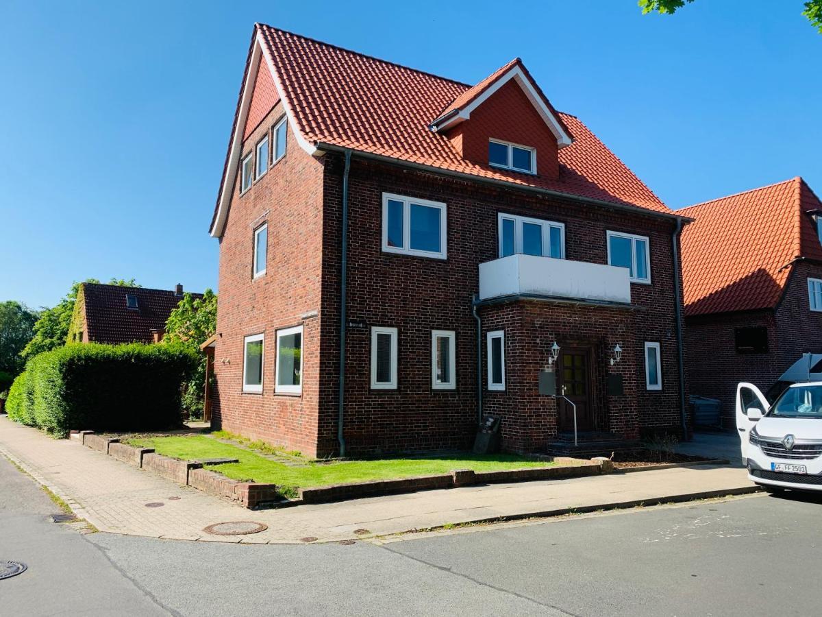 Feddersen Living Kernsanierte Ferienwohnungen - Gemuetlich - Netflix - Voll Ausgestattet - Zentral Brunsbuttel Exterior photo